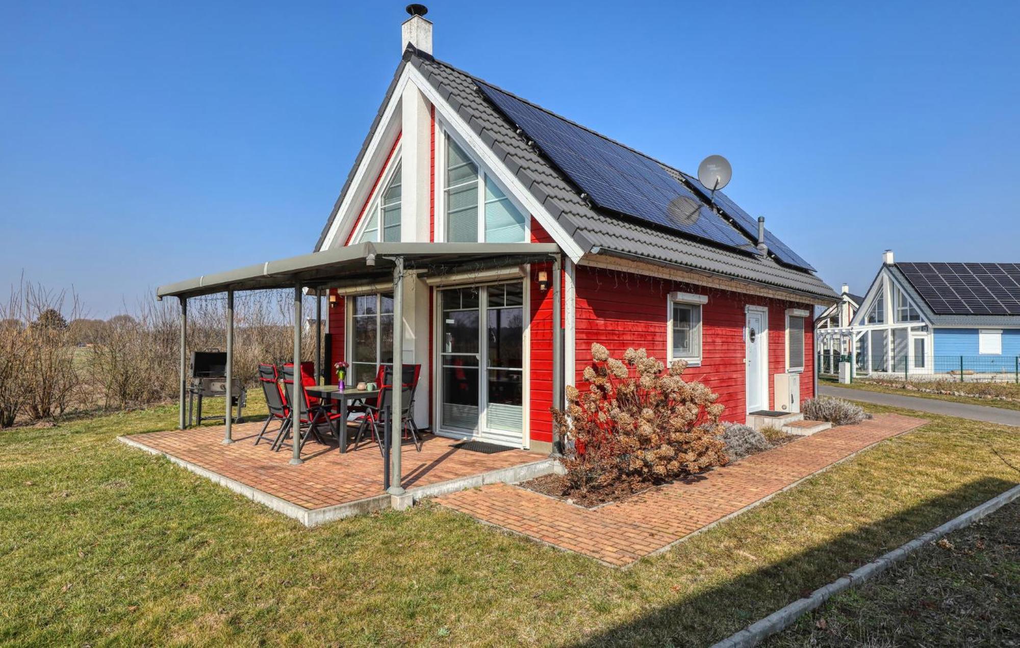 2 Bedroom Beautiful Home In Zerpenschleuse ภายนอก รูปภาพ